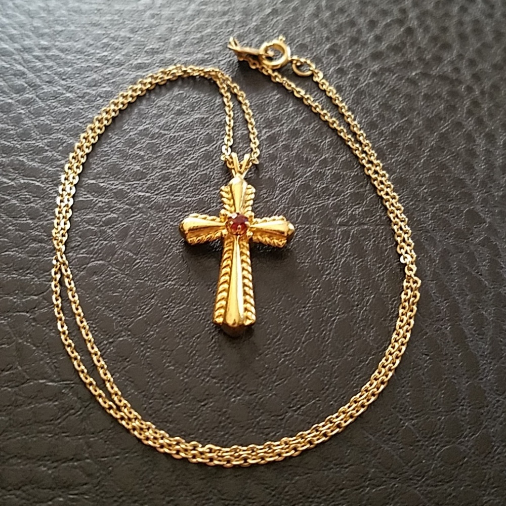 Avon cross necklace
